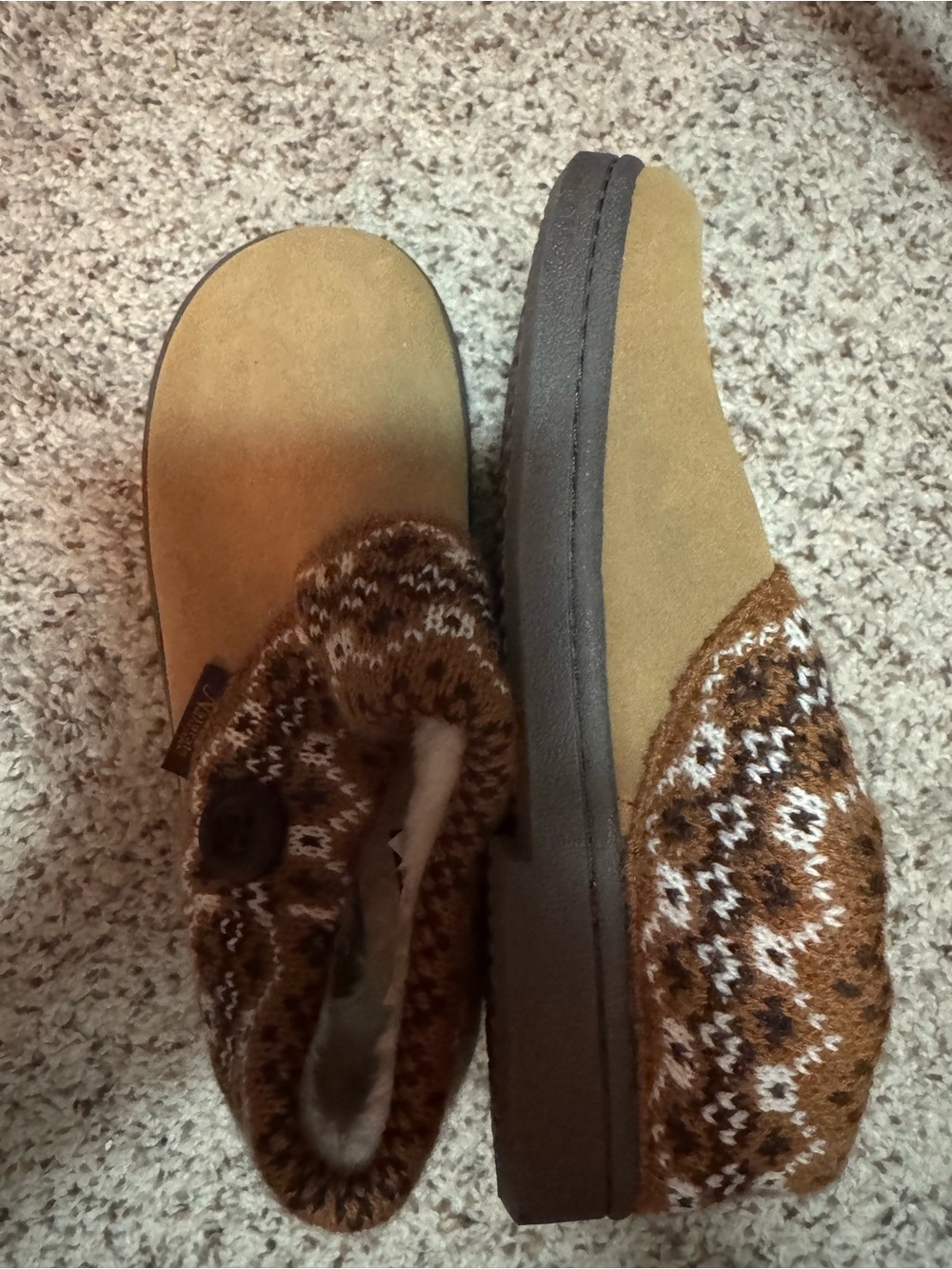 Natural Reflections Woman’s size 7 Fair Isle Knit Fix Fur Slipper Clogs